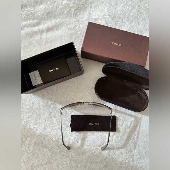 Tom Ford - Unworn - Picture 3 of 10
